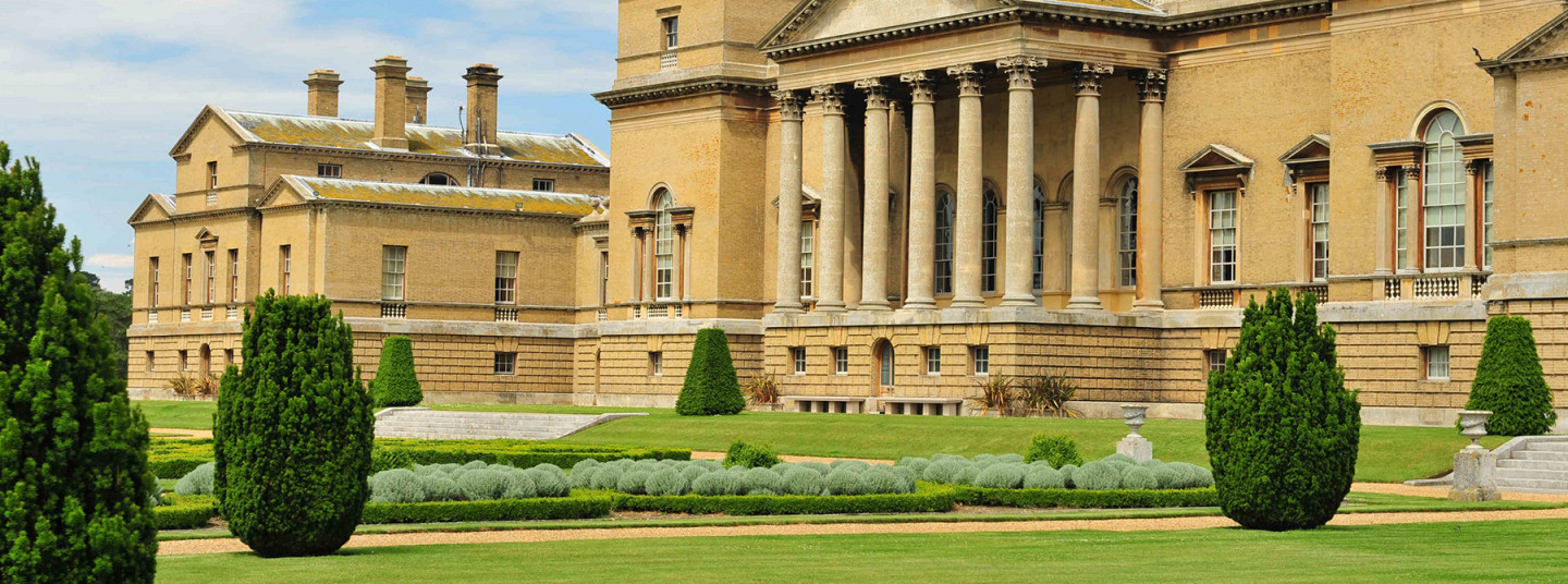 Holkham Hall near the North Norfolk Coast The Three Horseshoes pub is near Holkham